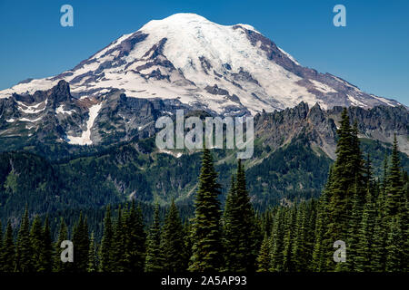 Lever du soleil parc national place Mt. Rainier Banque D'Images