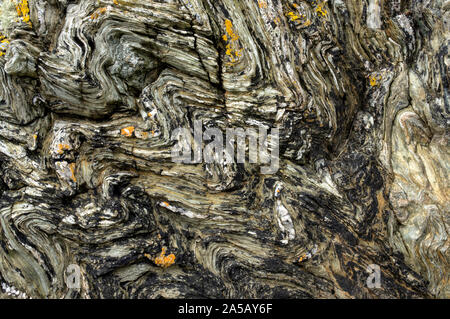 Ces roches se sont formées par les dépôts de limon autour de six millions d'années ont été courbés et tordus au fil des ans Banque D'Images