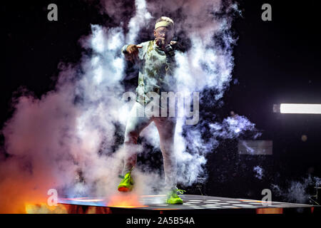 15 octobre 2019 à Nashville, Tennessee, USA : TobyMac au 50e GMA Dove Awards tenue à l'Université de Lipscomb Allen Arena de Nashville. (Crédit Image : © Jason Walle/Zuma sur le fil) Banque D'Images