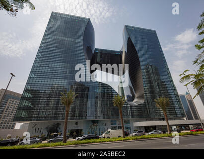 Utilisation mixte Opus hotel, bureaux et résidences, par Zaha Hadid, Dubaï, Émirats Arabes Unis Banque D'Images