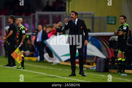 Napoli, Italie. 19 Oct, 2019. Il tecnico de Pérouse Massimo Oddoduring Bénévent contre Pérouse, soccer italien Serie B Championnat Hommes en Benevento, Italie, le 19 octobre 2019 - LPS/Andrea DÃ'Â'Amico Crédit : Andrea DÃ'Â'Amico/fil LPS/ZUMA/Alamy Live News Banque D'Images