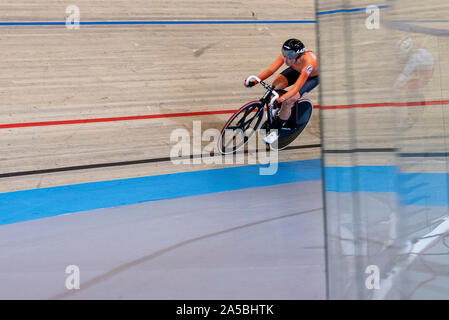 Apeldoorn, Pays-Bas. 19 Oct, 2019. APELDOORN, 19-10-2019, allsports Omnisport, Apeldoorn, Amy Pieters le duriung le cyclisme sur piste Championnats Européens, Ek Baanwielrennen. Credit : Pro Shots/Alamy Live News Banque D'Images