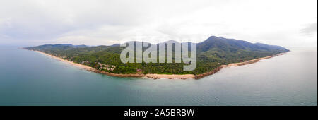 Vue panoramique vue aérienne de l'île de Lanta à Krabi, Thaïlande du sud de l'océan. Panorama Nature Paysage, climat tropical sur la plage côte concept Banque D'Images