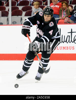 19 octobre. 2019 : joueur Mavericks of Nebraska-Omaha Scanlin Brandon (4) dans leur jeu à Columbus, Ohio. Brent Clark/CSM Banque D'Images