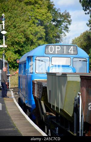 La classe 31 locomotive diesel 31289 Phoenix tire un train de marchandises à la gare de Northampton et Lamport gala d'automne, octobre 2019 Banque D'Images