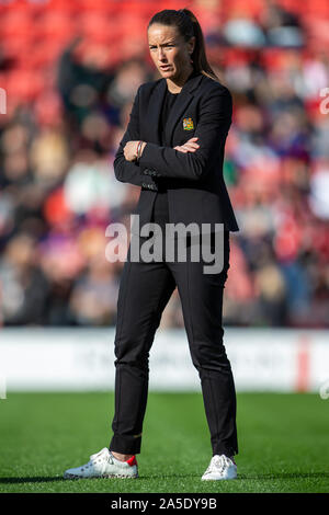 Leigh Sports Village, Lancashire, Royaume-Uni. 20 Oct, 2019. Les FA's Women's Super League Cup, Manchester United contre Manchester City Manchester United Women femmes ; l'entraîneur-chef Casey Stoney - usage éditorial : Action Crédit Plus Sport/Alamy Live News Banque D'Images