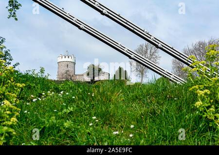 Bristol, Royaume-Uni, avril 2019 - Observatoire de Bristol & suspension bridge Banque D'Images