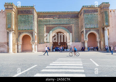 Porte de la ville de Meknès maroc afrique du nord la porte Bab El Mansour Banque D'Images