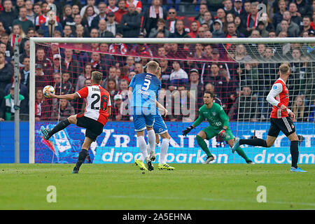 Rotterdam, Pays-Bas. 20 Oct, 2019. ROTTERDAM, 20-10-2019, le stade De Kuip, Eredvisie néerlandaise, saison 2019-2020, Feyenoord player Jens Toornstra 0-1 scores pendant le match Feyenoord - Heracles. Credit : Pro Shots/Alamy Live News Banque D'Images