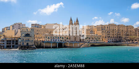 Notre Dame du Mont Carmel church de la baie de Balluta, St Julian's, Malte Banque D'Images