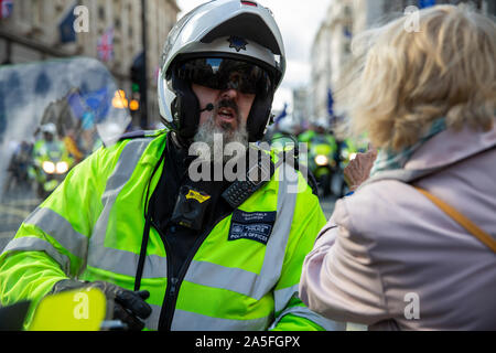 Londres, Angleterre, 19 octobre 2019 ; vote du peuple Manifestation demandant un deuxième référendum sur Brexit. Banque D'Images