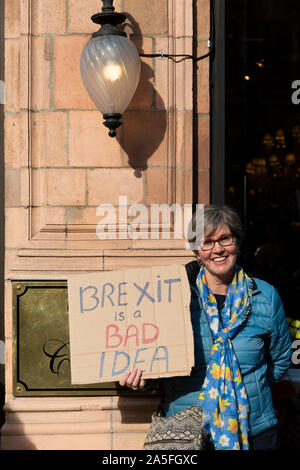 Londres, Angleterre, 19 octobre 2019 ; vote du peuple Manifestation demandant un deuxième référendum sur Brexit. Banque D'Images