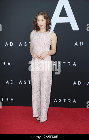 'Ad Astra' la première à l'Arclight Hollywood le 18 septembre 2019 à Los Angeles, CA comprend : Mina Sundwall Où : Los Angeles, California, United States Quand : 19 Sep 2019 Credit : Nicky Nelson/WENN.com Banque D'Images