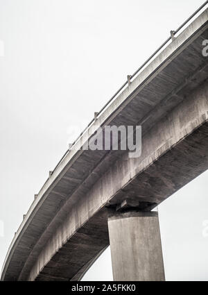 Béton urbain Résumé Viaduc With Copy Space Banque D'Images