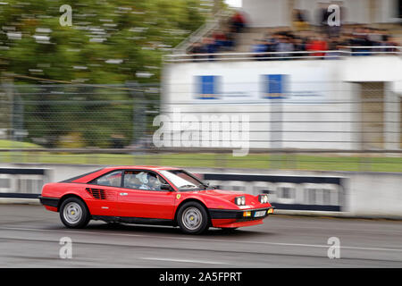 La France, de Linas-Montlhéry. 19 Oct, 2019. Rencontre italienne 2019, l'Autodrome de Linas-Montlhéry le circuit mythique de Linas-Montlhéry, en France. Banque D'Images