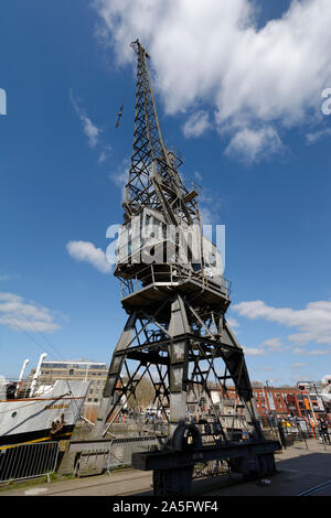 Stothert & Pitt 3 tonnes grue dock Princes Wharf, quais de Bristol, Royaume-Uni Banque D'Images