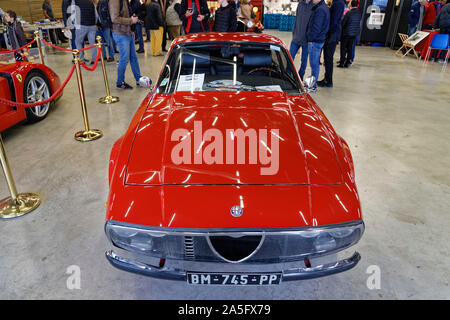 La France, de Linas-Montlhéry. 19 Oct, 2019. Rencontre italienne 2019, l'Autodrome de Linas-Montlhéry le circuit mythique de Linas-Montlhéry, en France. Banque D'Images