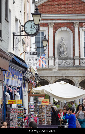 Queen Charlotte Street et Windsor Royal Borough Museum Banque D'Images