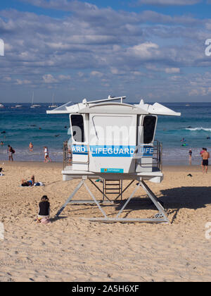 Lifeguard Hut sur Bondi Beach Sydney Banque D'Images