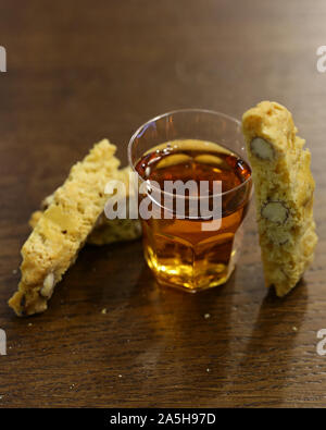 L'italien cantucci biscotti cookies pour le dessert Banque D'Images