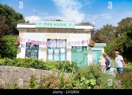 La Jetée Kiosque à Clevedon, North Somerset UK Banque D'Images