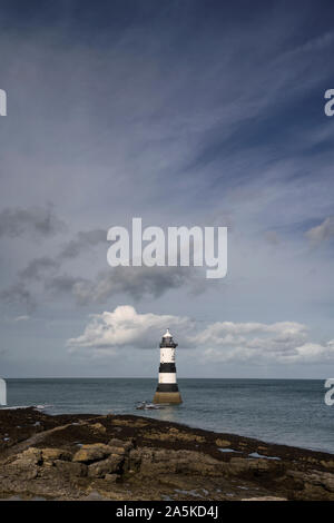 Près de phare * 1963 : ouverture intégrale du Penmon sur Anglesey dans le Nord du Pays de Galles Banque D'Images