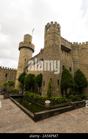 Une maquette du château médiéval à Bli Bli est une attraction touristique sur la Sunshine Coast, Queensland, Australie. Un couple écossais construit le château je Banque D'Images