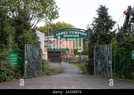 L'entrée de l'abbaye musée de la station de pompage de la science et de la technologie sur la société Road, Leicester Banque D'Images