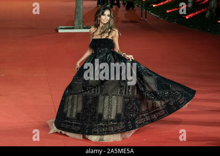 Madalina Diana Ghenea participe à "l'Irlandais" tapis rouge lors de la 14ème Festival du Film de Rome. Banque D'Images