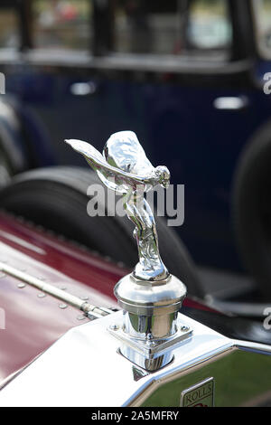 Vue ici est l'esprit de l'Extase expose à une voiture d'époque tous dans le Shropshire, en Angleterre. Banque D'Images