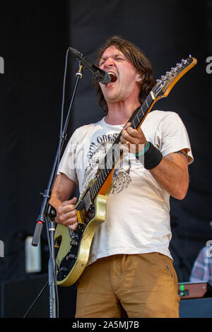 14 septembre 2019, Chicago, Illinois, États-Unis : TIM KASHER de Cursive pendant l'ÉMEUTE Fest Festival de musique au Douglas Park à Chicago, Illinois (crédit Image : © Daniel DeSlover/Zuma sur le fil) Banque D'Images