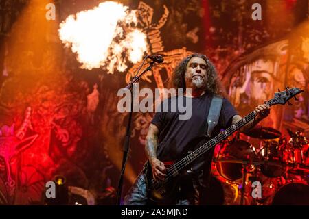 14 septembre 2019, Chicago, Illinois, États-Unis : TOM ARAYA de Slayer pendant l'ÉMEUTE Fest Festival de musique au Douglas Park à Chicago, Illinois (crédit Image : © Daniel DeSlover/Zuma sur le fil) Banque D'Images