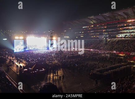 Octobre 21, 2019, Tijuana, Baja California, Mexique : Le groupe rock Guns N' Roses joue sur scène pendant un concert sur leur le pas dans cette vie d' à l'Estadio Caliente. (Crédit Image : © Alfred KC/Zuma sur le fil) Banque D'Images