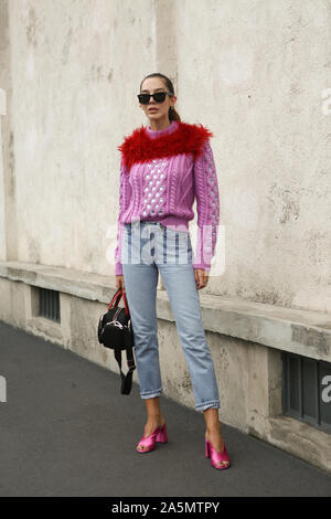 Estelle Chemouny assister à l'exposition au cours de Milan Fashion Week septembre 18,2019 Banque D'Images