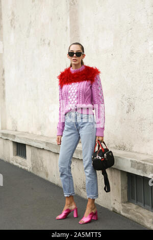 Estelle Chemouny assister à l'exposition au cours de Milan Fashion Week septembre 18,2019 Banque D'Images