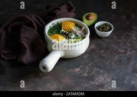 L'ajiaco Colombiano. patato commune soupe en Colombie, Cuba et le Pérou. L'Amérique latine Banque D'Images