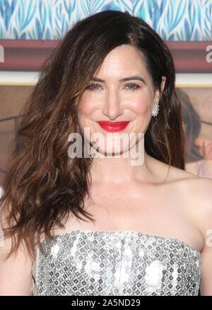 Hollywood, CA. 21 Oct, 2019. Kathryn Hahn, à la première de HBO'S 'Mrs. Fletcher' at Avalon Hollywood à Hollywood, Californie le 21 octobre 2019. Credit : Faye Sadou/media/Alamy Punch Live News Banque D'Images