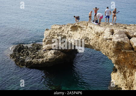 Ayia Napa Chypre pont d'amour Banque D'Images