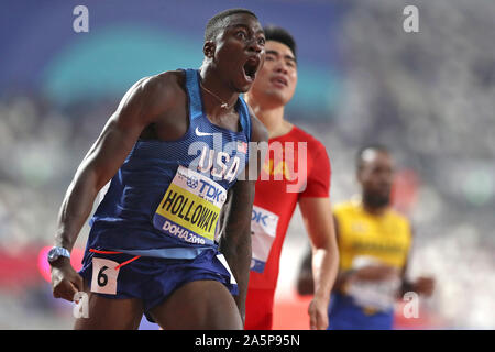 USA's Grant Holloway célèbre après avoir remporté le 110 m haies hommes dernière Banque D'Images