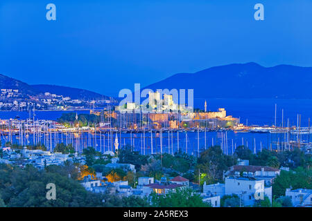 Le château de Bodrum et le port, Bodrum, Mugla, Turquie Banque D'Images