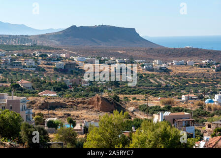 Gouves, Heraklion, Crete, Grèce. Octobre 2019. Aperçu d'une région agricole et résidentiel, principalement d'oliviers à Gouves, Crete Banque D'Images