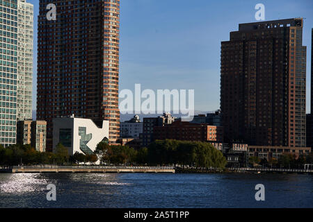 Hunters Point bibliothèque communautaire, conçu par Steven Holl Architects Banque D'Images