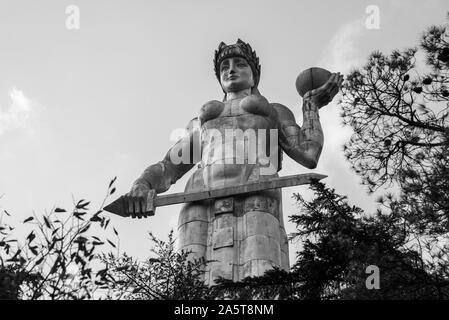 Kartlis Deda, mère d'un monument d'une géorgienne en Géorgie Tbilissi la capitale Banque D'Images