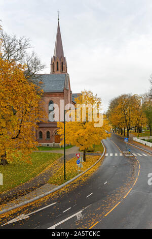 Domkirke église en Fredrikstad en Norvège à l'automne Banque D'Images