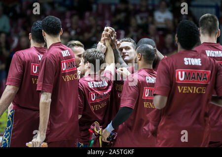 Venezia, Italie. 22 octobre, 2019. l'Umana reyer, veneziaduring EuroCup Basketball Championship à Venezia, Italie, 22 octobre 2019 - LPS/Alfio Guarise Crédit : Alfio Guarise/LPS/ZUMA/Alamy Fil Live News Banque D'Images