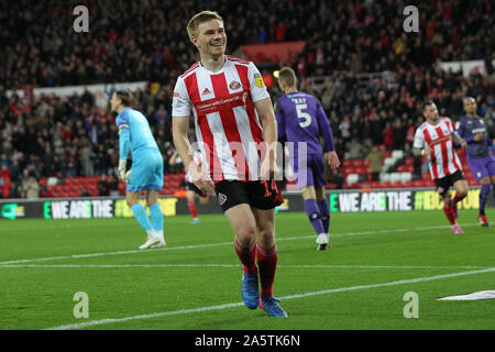 Sunderland, Royaume-Uni. 22 octobre 2019. Duncan de Sunderland Watmore célèbre après avoir marqué leur premier but lors du match Ligue 1 Sky Bet entre Sunderland et Tranmere Rovers au stade de la lumière, Sunderland, le mardi 22 octobre 2019. (Crédit : Mark Fletcher | MI News) photographie peut uniquement être utilisé pour les journaux et/ou magazines fins éditoriales, licence requise pour l'usage commercial Crédit : MI News & Sport /Alamy Live News Banque D'Images