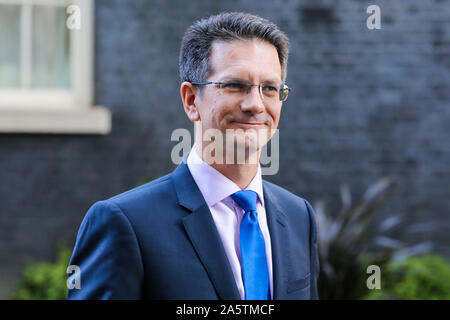 Downing Street, London, UK. 22 Oct 2019 - Steve Baker, président du groupe de recherche européen (GRE), quitte Downing Street après la réunion du Cabinet. Credit : Dinendra Haria/Alamy Live News Banque D'Images