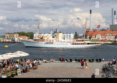 Sa Majesté danois Dannebrog Yacht, Yacht Royal du Danemark, dans le port de Copenhague, Danemark Banque D'Images