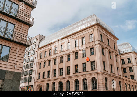 Berlin, Allemagne - 20 septembre 2019 : Sparkasse, société à signer au centre de Berlin Banque D'Images