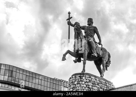 Statue du roi Erekle II (Héraclius) à Tbilisi, Géorgie. Roi de Kartl-Kakheti. Banque D'Images